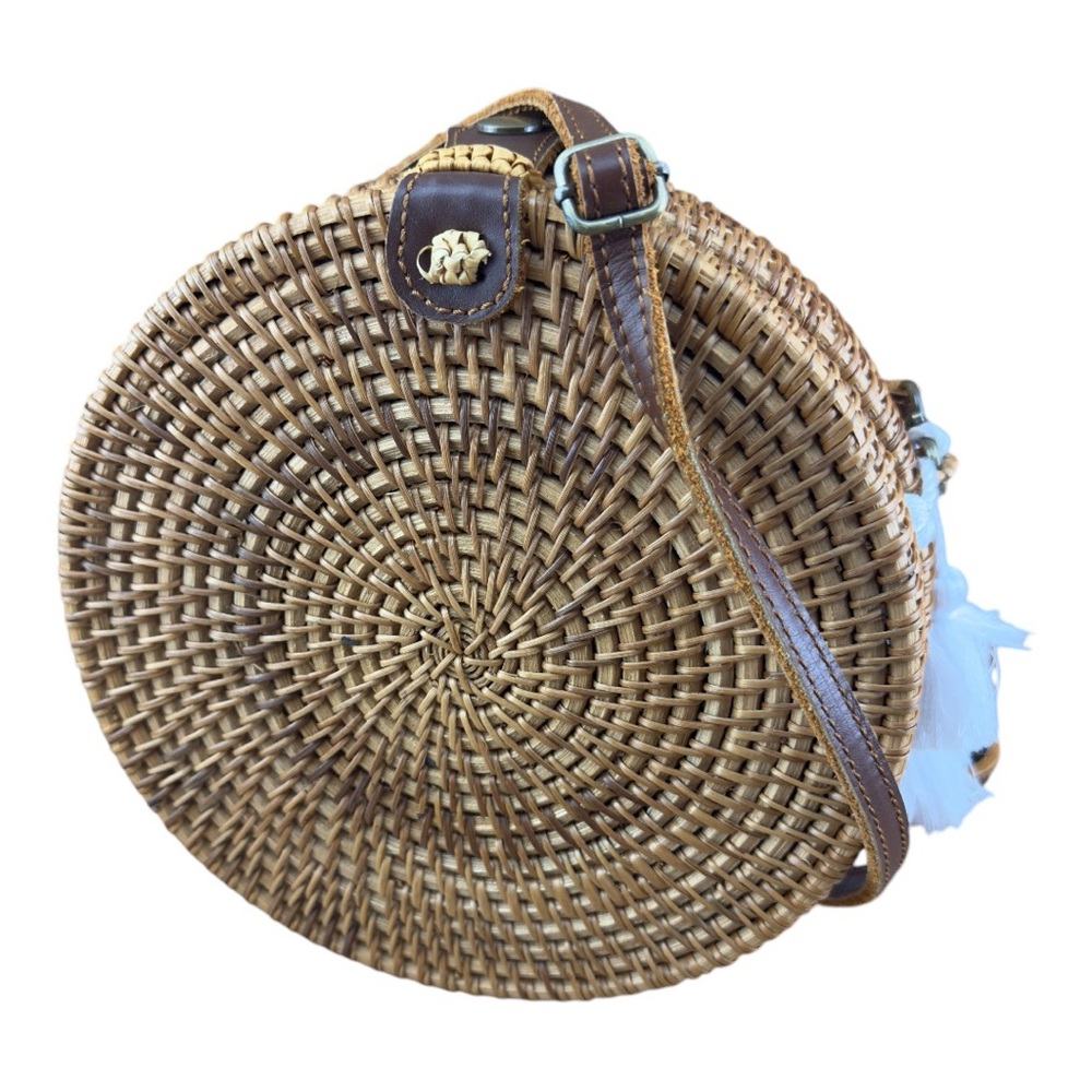 Round Straw Crossbody Bag Purse Rattan Pom Pom Tassel Boho Basket Woven …